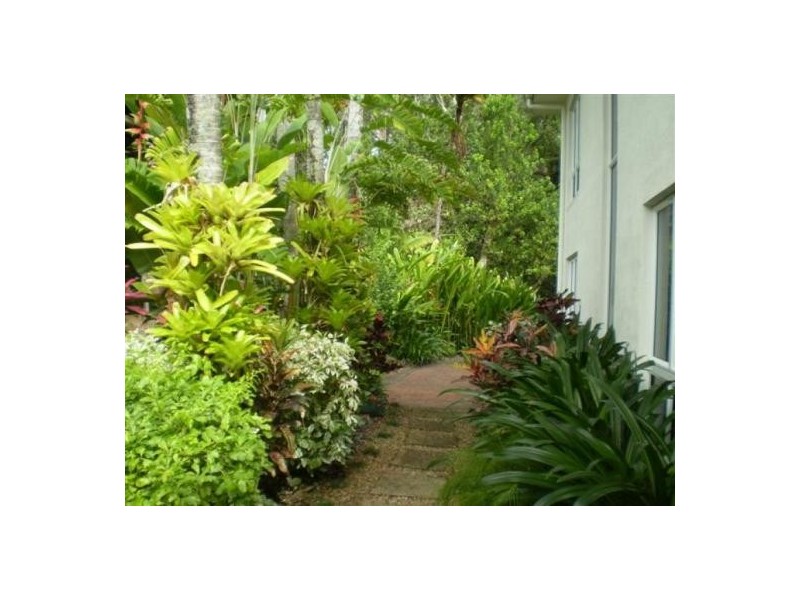 137 ARLINGTON ESPLANADE, Clifton Beach QLD 4879