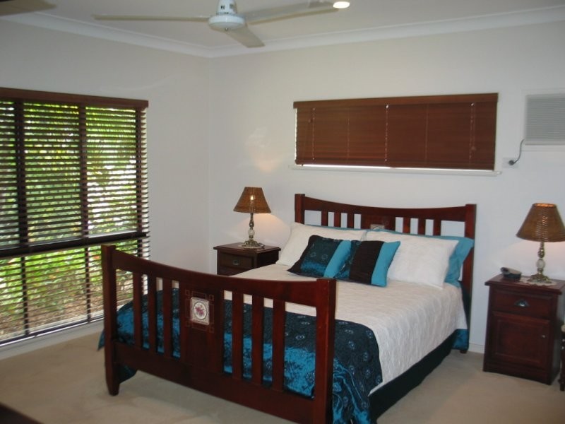 10 NARABEEN STREET, KEWARRA BEACH, Cairns QLD 4870