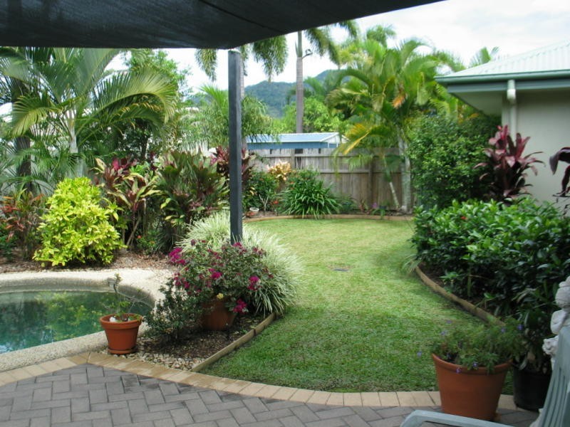 10 NARABEEN STREET, KEWARRA BEACH, Cairns QLD 4870