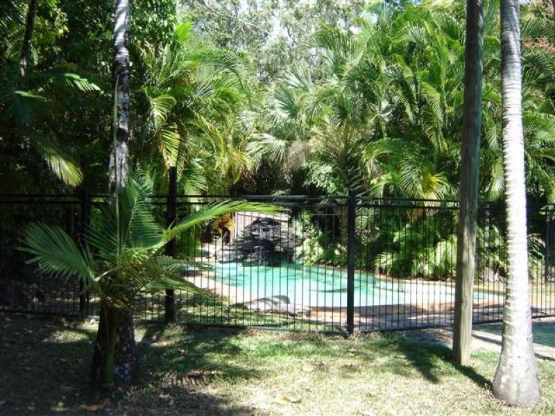 5 BLIGH CLOSE, CLIFTON BEACH, Cairns QLD 4870