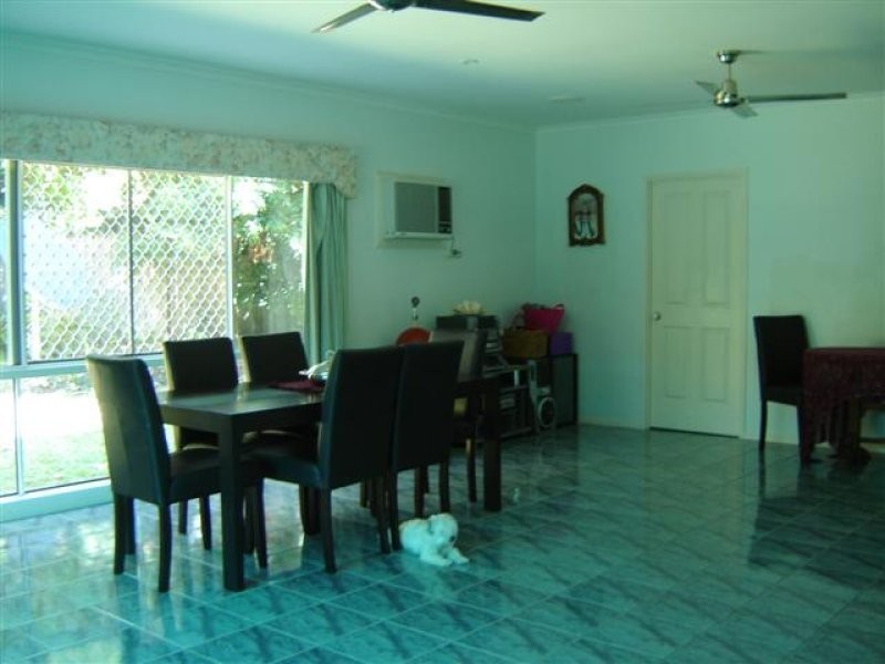 5 BLIGH CLOSE, CLIFTON BEACH, Cairns QLD 4870