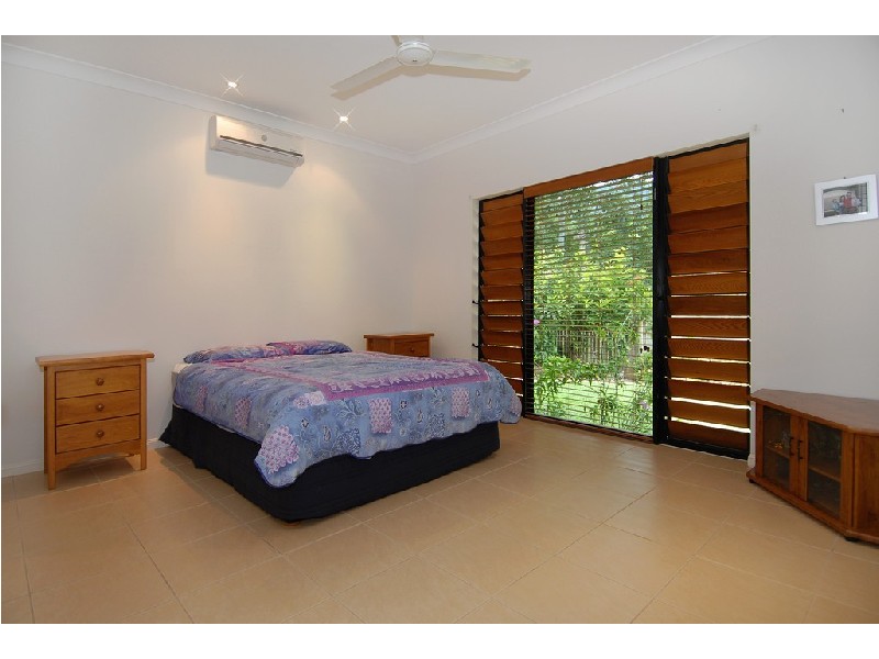 64 MOORE ROAD, Kewarra Beach QLD 4879