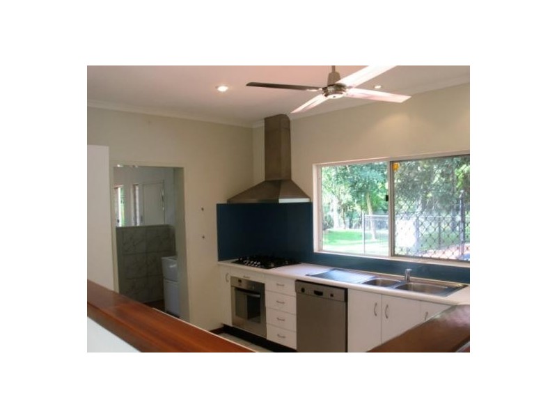 9 ST CRISPIN STREET, Clifton Beach QLD 4879