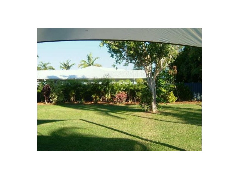 7 Bulolo Close, Trinity Beach QLD 4879