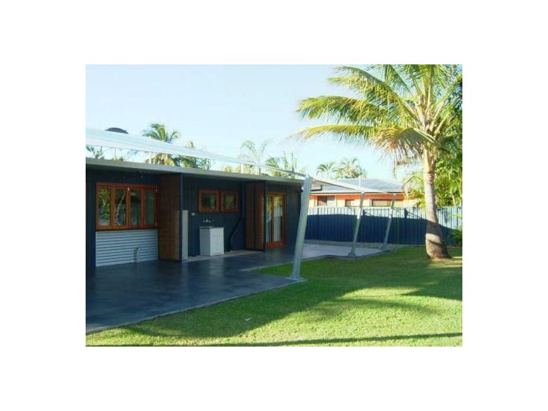 7 Bulolo Close, Trinity Beach QLD 4879