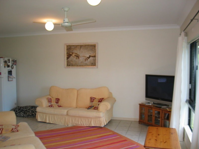 10 Bells Close, Kewarra Beach QLD 4879