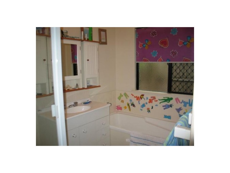 10 Bells Close, Kewarra Beach QLD 4879