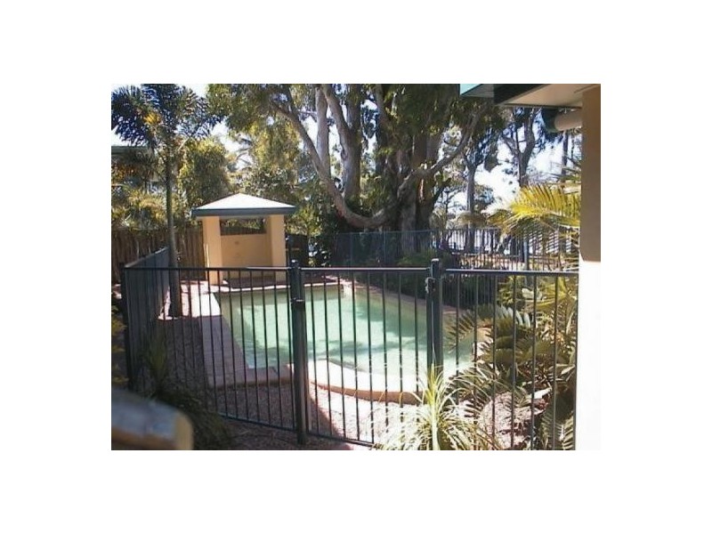 2/89 Upolu Esplanade, Clifton Beach QLD 4879