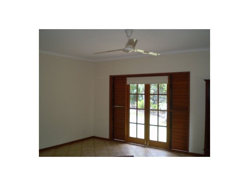 2/3 Agincourt Close, Clifton Beach QLD 4879