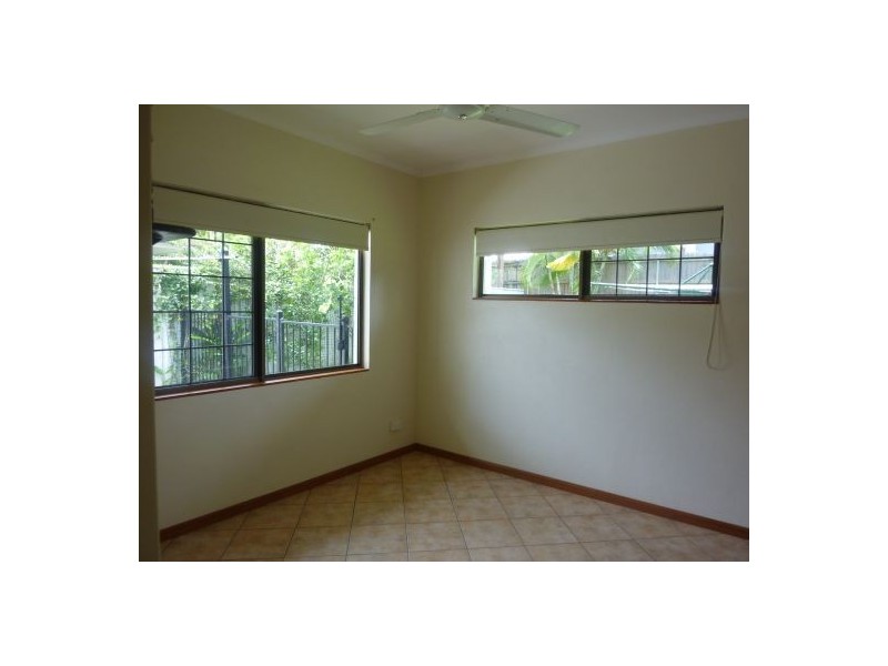 2/3 Agincourt Close, Clifton Beach QLD 4879