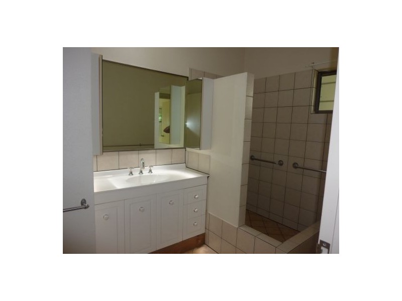 2/3 Agincourt Close, Clifton Beach QLD 4879