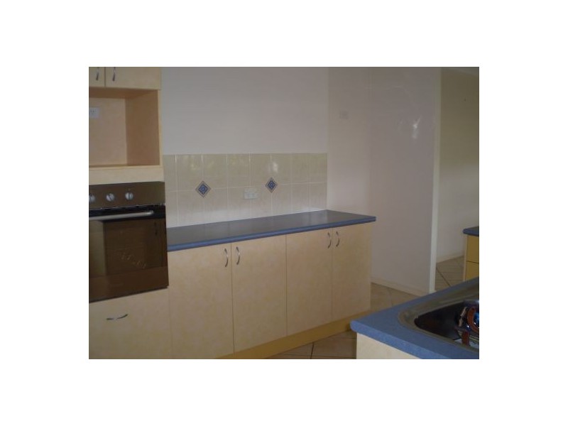 8 Narabeen Street, Kewarra Beach QLD 4879