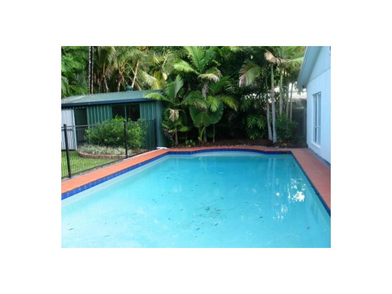 9 St Crispin Street, Clifton Beach QLD 4879