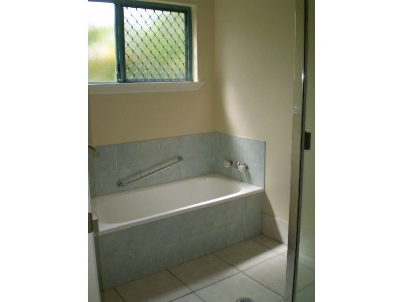 3 Sandalwood Avenue, Kewarra Beach QLD 4879