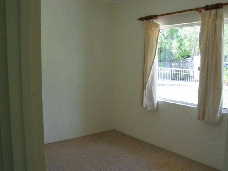 16 Whale Close, Kewarra Beach QLD 4879