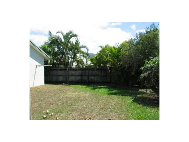 16 Whale Close, Kewarra Beach QLD 4879