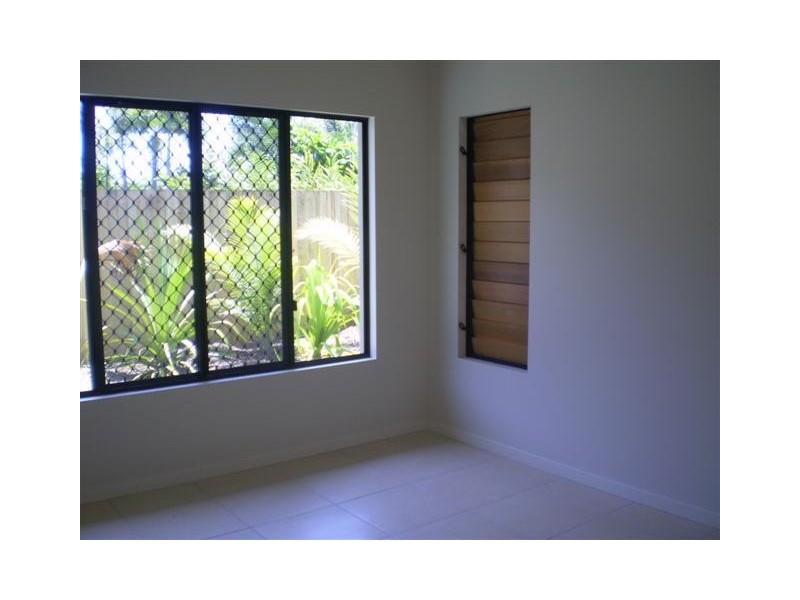 10A OR 10B MICHELIA CLOSE, Palm Cove QLD 4879