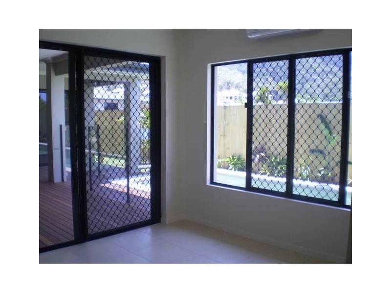 10A OR 10B MICHELIA CLOSE, Palm Cove QLD 4879