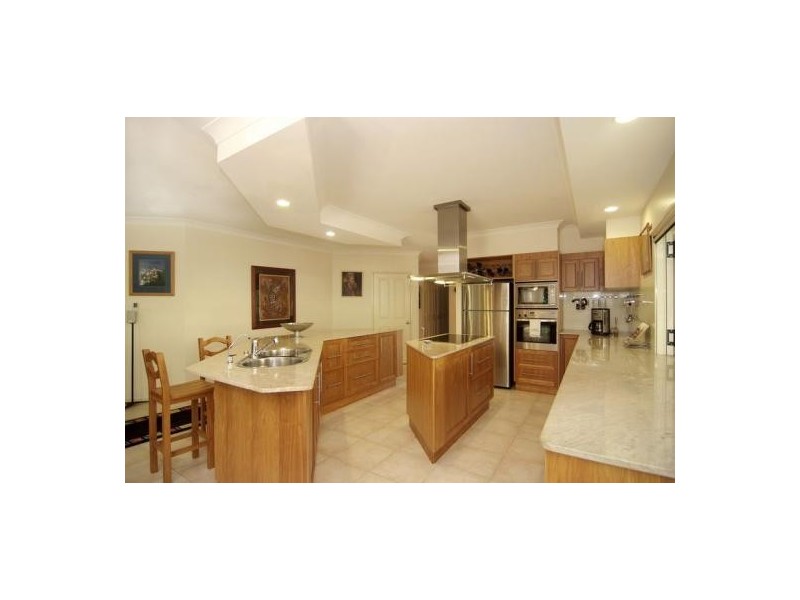 1 WHITEHAVEN COURT, Clifton Beach QLD 4879