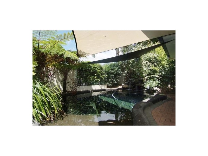 1 WHITEHAVEN COURT, Clifton Beach QLD 4879