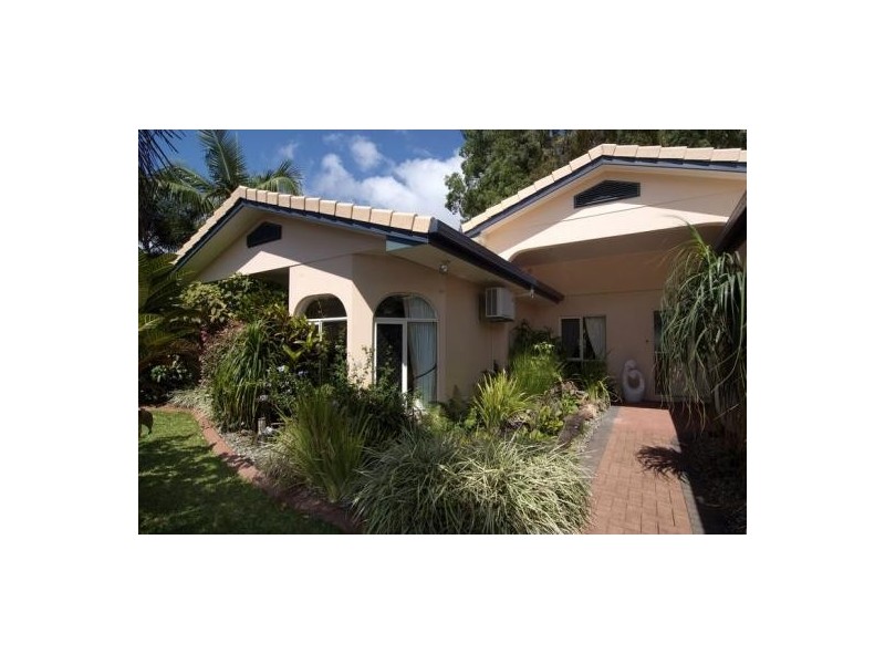 1 WHITEHAVEN COURT, Clifton Beach QLD 4879