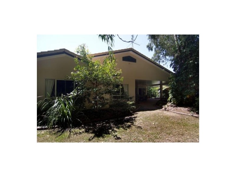 1 WHITEHAVEN COURT, Clifton Beach QLD 4879