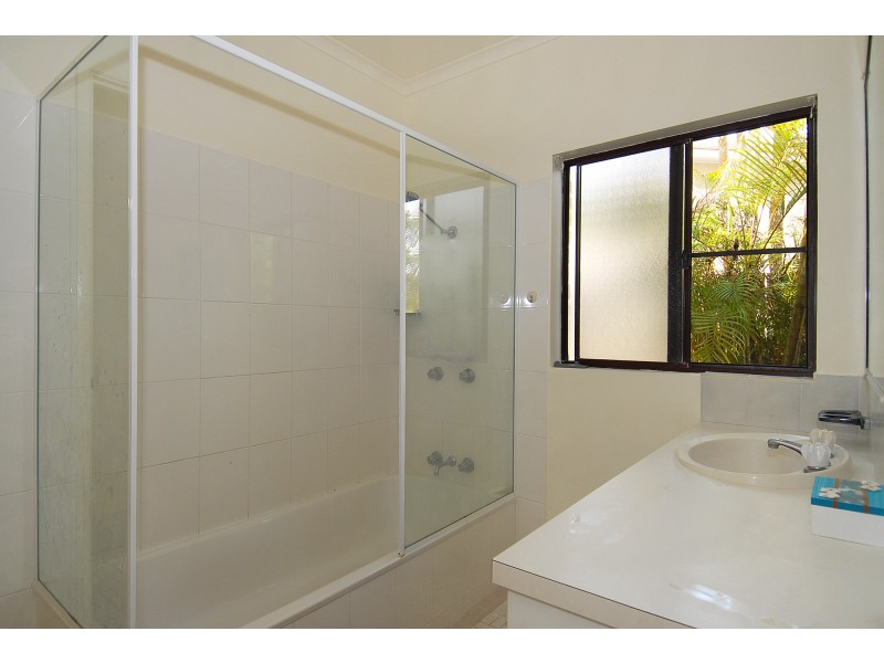 Clifton Beach QLD 4879