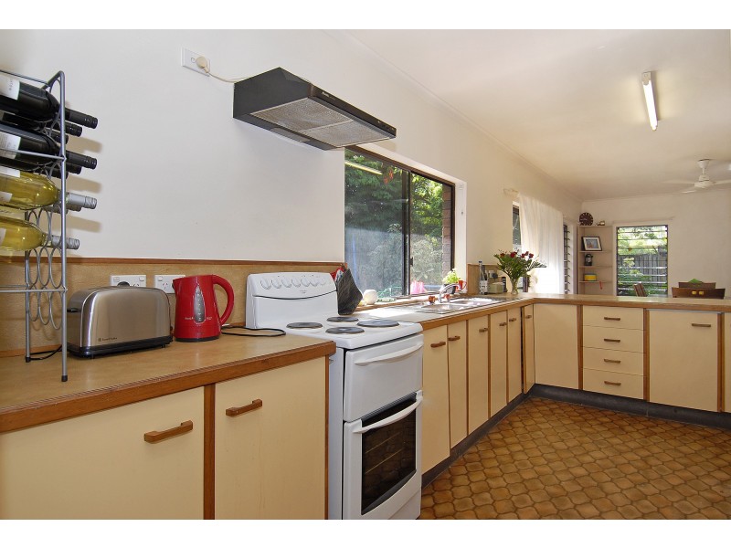 Clifton Beach QLD 4879