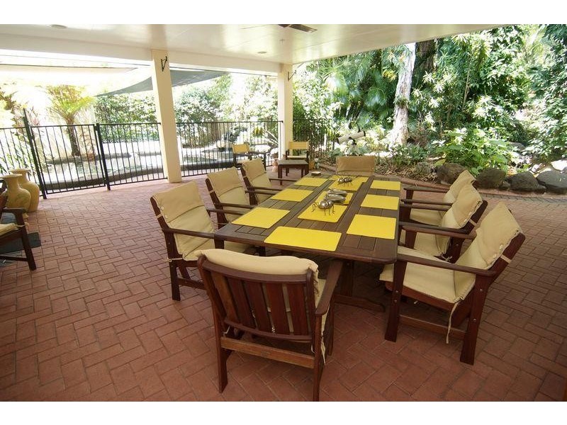 1 WHITEHAVEN COURT, CLIFTON BEACH, Cairns QLD 4870