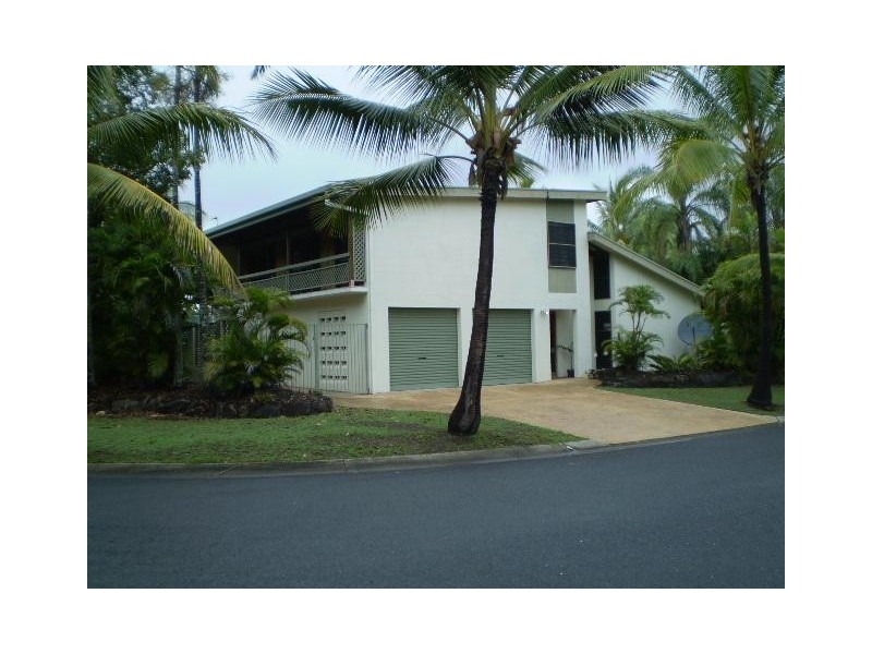 5 UPOLU ESPLANADE, Clifton Beach QLD 4879