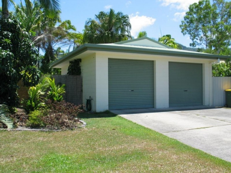 Clifton Beach QLD 4879