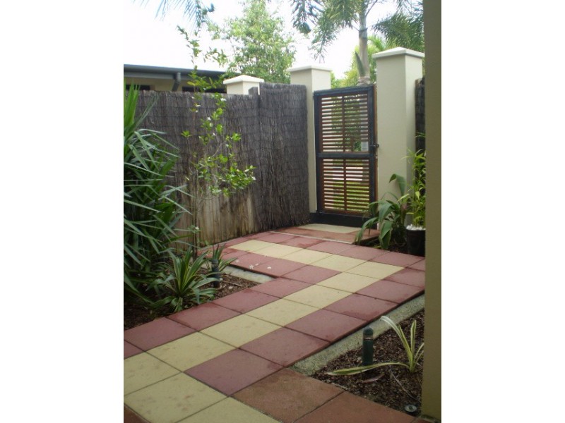 Clifton Beach QLD 4879