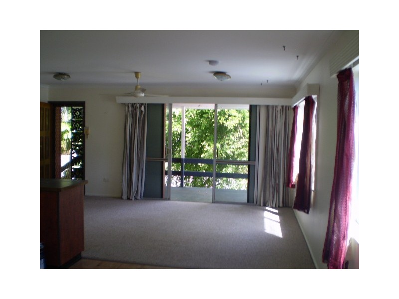 6 Arunta Street, Trinity Park QLD 4879