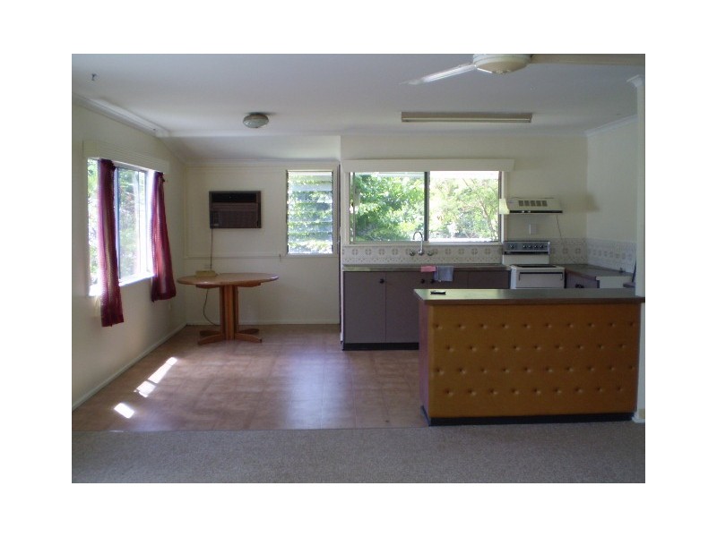 6 Arunta Street, Trinity Park QLD 4879