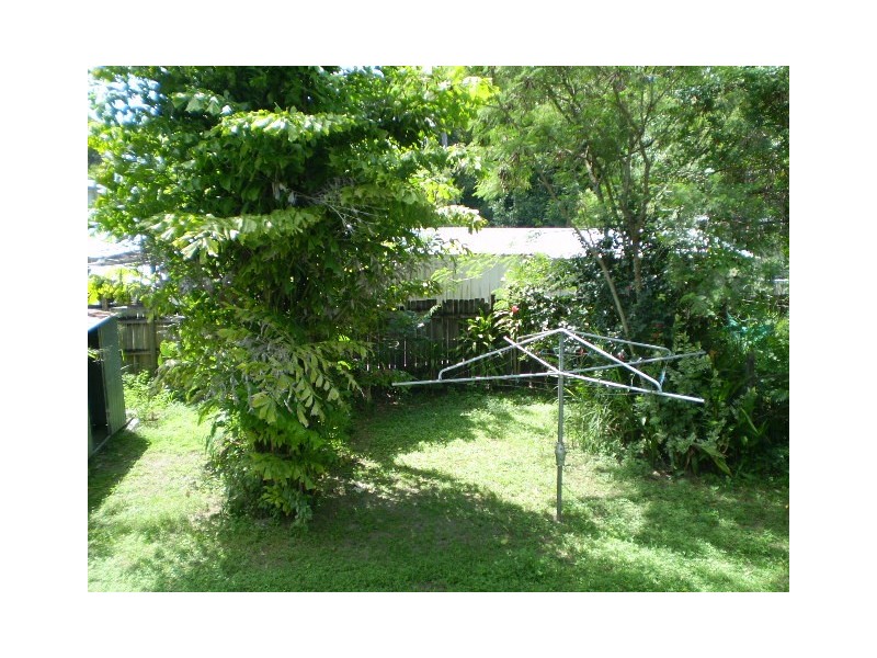 6 Arunta Street, Trinity Park QLD 4879