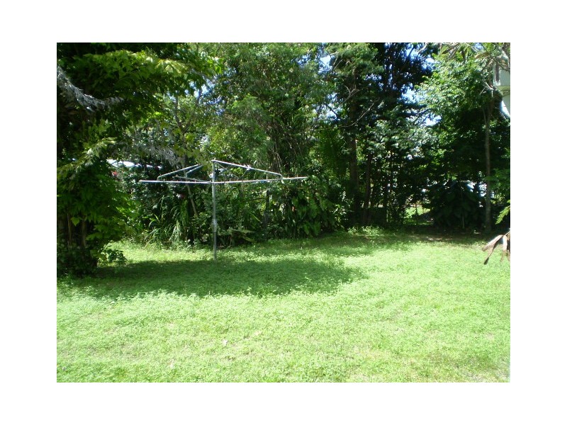 6 Arunta Street, Trinity Park QLD 4879