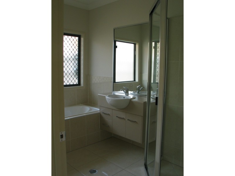 57 BILGOLA DRIVE, KEWARRA BEACH, Kewarra Beach QLD 4879