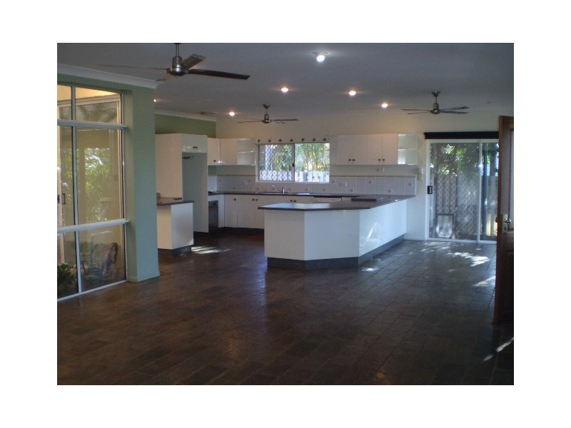 Kewarra Beach QLD 4879