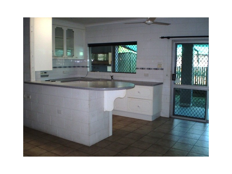 Clifton Beach QLD 4879