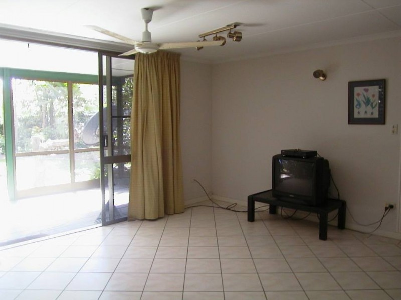 22 SAXON STREET, Clifton Beach QLD 4879