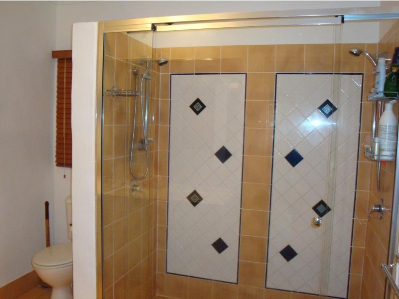 21 BRAMBLE STREET, Clifton Beach QLD 4879