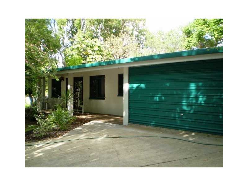 Clifton Beach QLD 4879