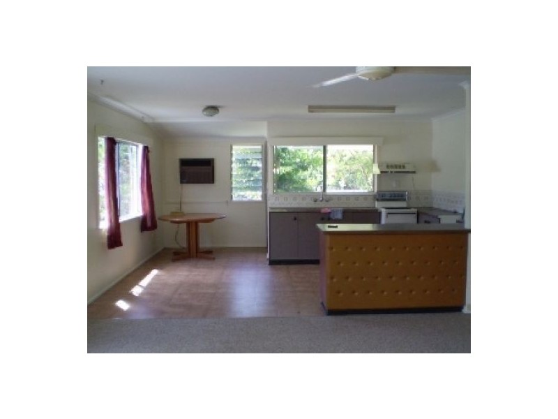 6 ARUNTA ST, Trinity Park QLD 4879