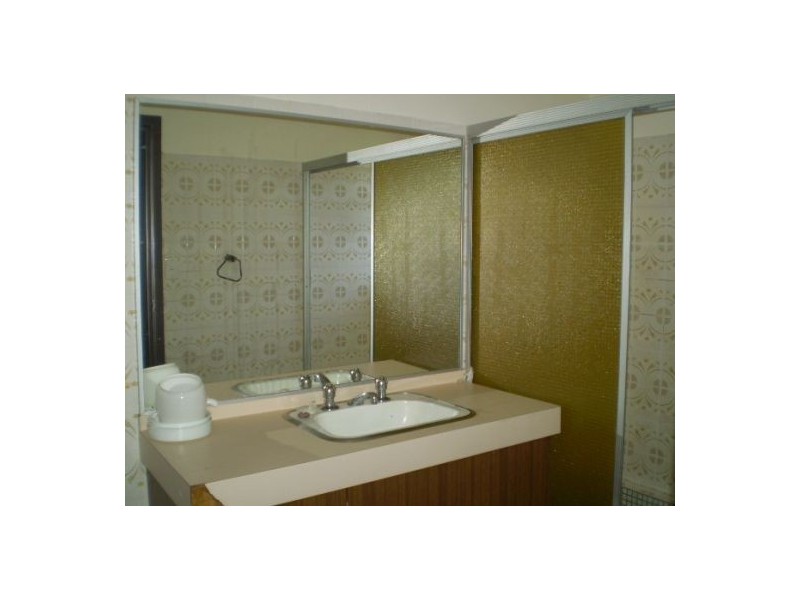 6 ARUNTA ST, Trinity Park QLD 4879