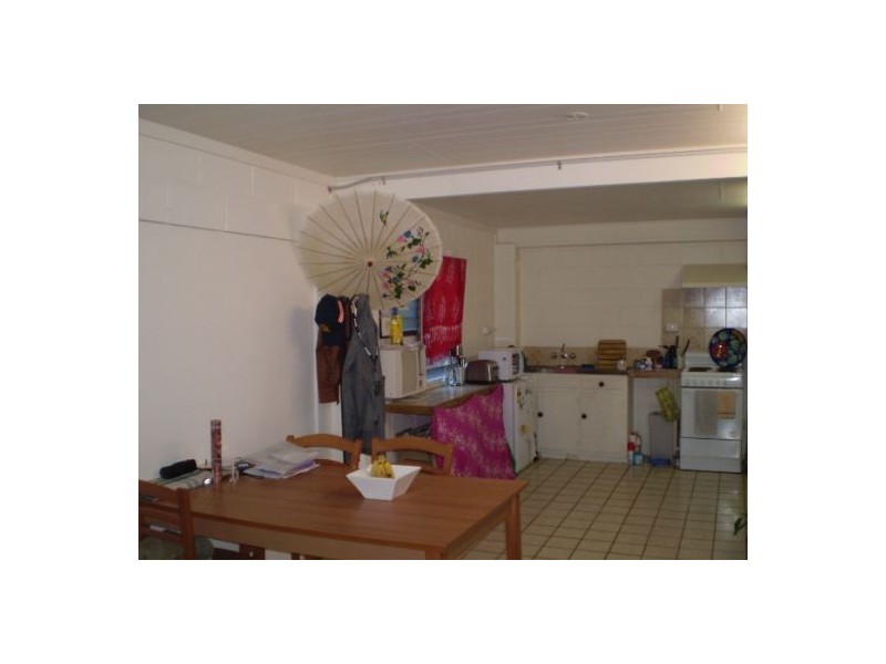 6 ARUNTA ST, Trinity Park QLD 4879