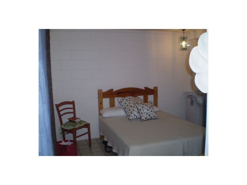 6 ARUNTA ST, Trinity Park QLD 4879