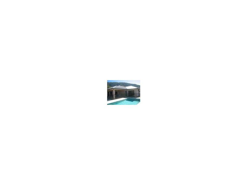 7 COCUS CRES, Palm Cove QLD 4879