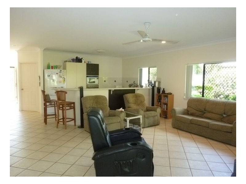 24 Narabeen St, Kewarra Beach QLD 4879