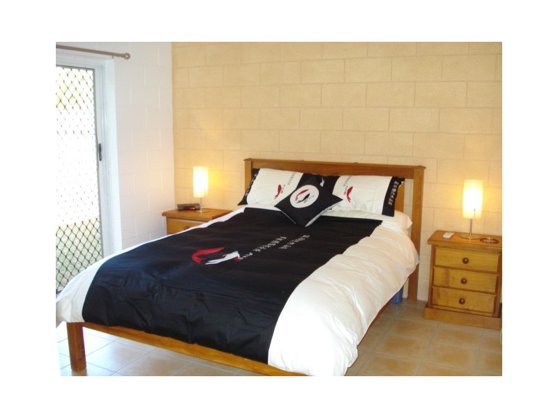 Kewarra Beach QLD 4879