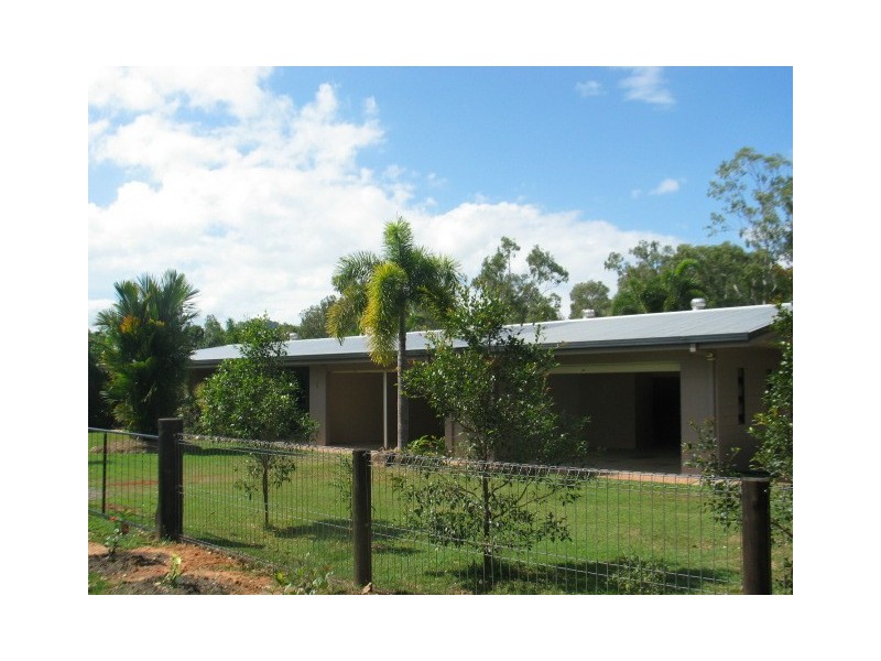 9 MOORE RD, Kewarra Beach QLD 4879